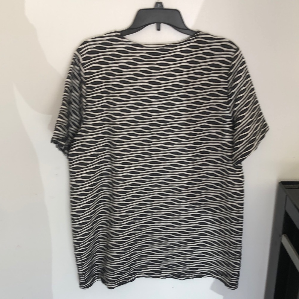 CJ Banks NWT SZ 1X Like for lower price & shipping - Picture 3 of 3